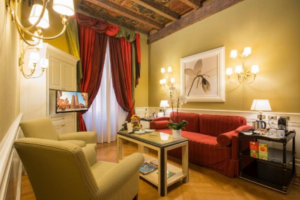 Hotel Corona d'Oro image 9